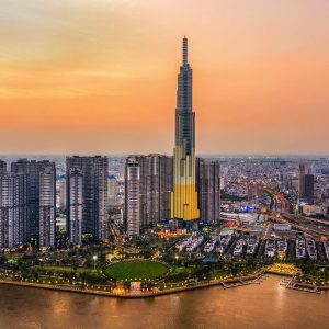 City tour car rental (with driver) in Ho Chi Minh city for 10 hours