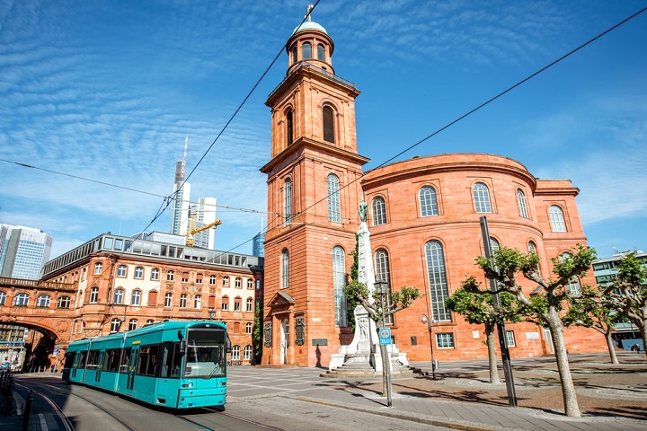 Frankfurt car rental (with driver) for 5 hours - Image 2