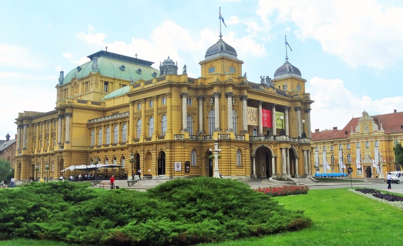 Zagreb car rental (with driver) for 12 hours - Image 3
