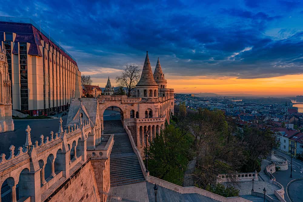 Pick up from Budapest airport and drop off at a hotel in Budapest city