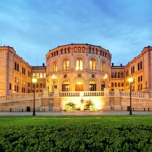 Oslo Car Hire with Chauffeur (Full-Day)