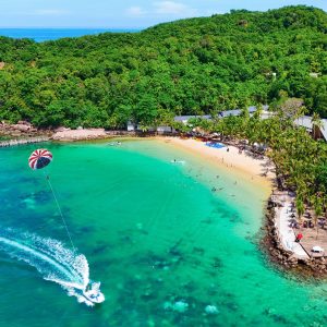 City tour car rental (with driver) in Phu Quoc for 10 hours
